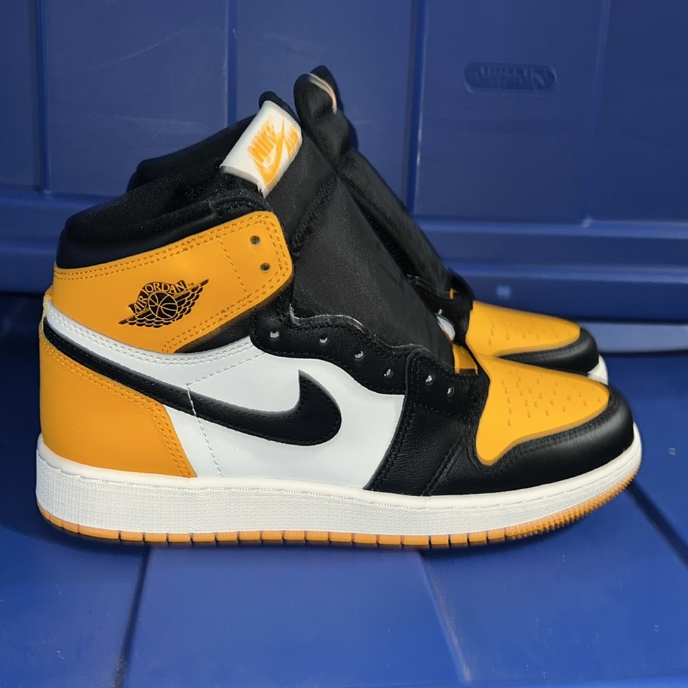 Air Jordan 1 Retro High